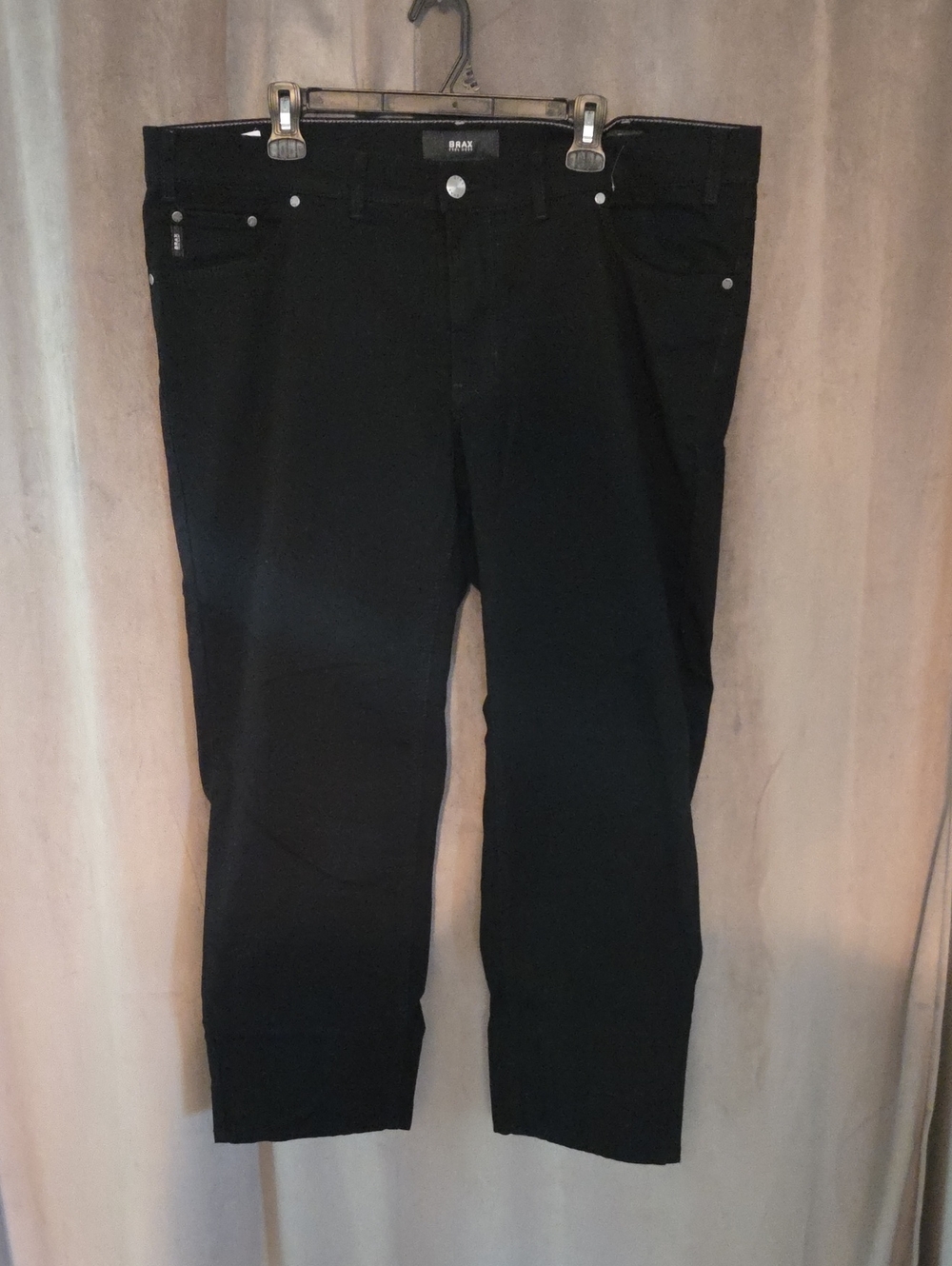 BRAX Men's Size 44 Straight Jeans in Black